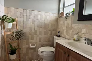 9450 Poinciana Pl, Davie, FL 33324 - Photo 14