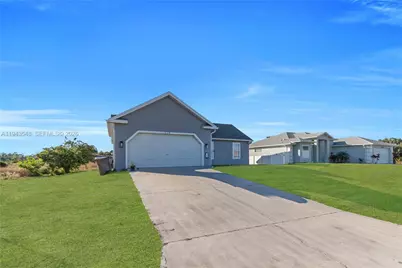 1036 Gunby, Lehigh Acres, FL 33974 - Photo 8