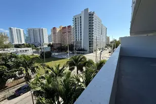 36 NW 6th Ave, Miami, FL 33128 - Photo 4