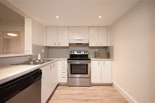 1 Alhambra Cir, Coral Gables, FL 33134 - Photo 10