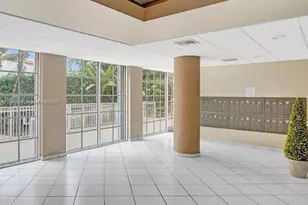 1 Alhambra Cir, Coral Gables, FL 33134 - Photo 14