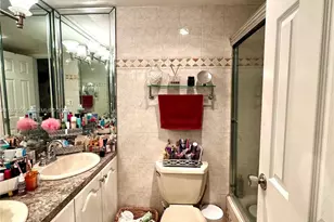 301 174th St, Sunny Isles Beach, FL 33160 - Photo 12