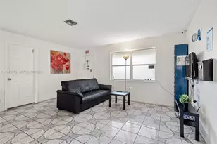 1112 NE 5th Ave, Fort Lauderdale, FL 33304 - Photo 4