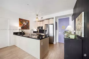 79 SW 12th St, Miami, FL 33130 - Photo 10