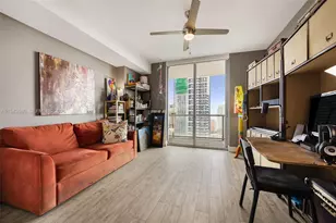 79 SW 12th St, Miami, FL 33130 - Photo 12