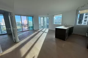 500 Brickell Ave, Miami, FL 33131 - Photo 2