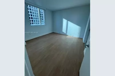 500 Brickell Ave #1502, Miami, FL 33131 - Photo 20