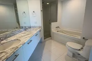 500 Brickell Ave, Miami, FL 33131 - Photo 16