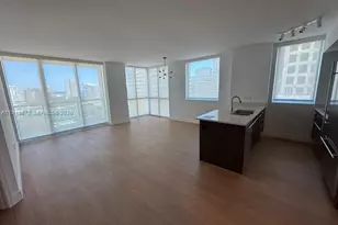 500 Brickell Ave, Miami, FL 33131 - Photo 10