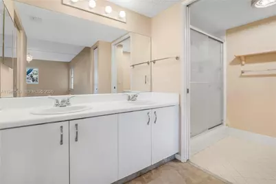 13105 SW 16th Ct #101L, Pembroke Pines, FL 33027 - Photo 10