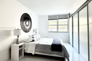 100 Lincoln Rd, Miami Beach, FL 33139 - Photo 18