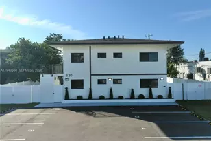 630 NE 166th St, Miami, FL 33162 - Photo 10