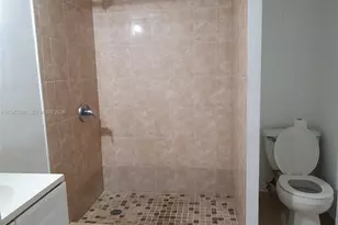 1921 SW 107th Ave, Miami, FL 33165 - Photo 24