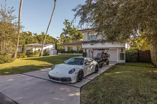 1226 NE 100th St, Miami Shores, FL 33138 - Photo 28