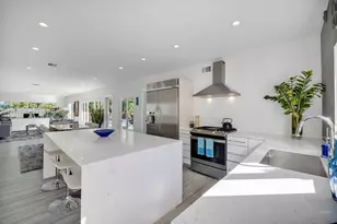 1226 NE 100th St, Miami Shores, FL 33138 - Photo 12