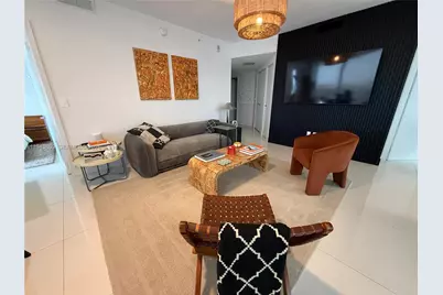 488 NE 18th St #3300, Miami, FL 33132 - Photo 2