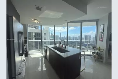 488 NE 18th St #3300, Miami, FL 33132 - Photo 6