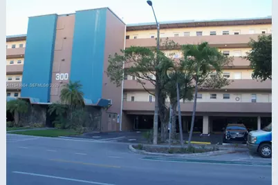 300 NE 14th Ave #206, Hallandale Beach, FL 33009 - Photo 1