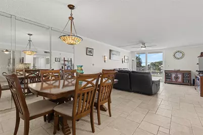 211 S Ocean Dr #205, Hollywood, FL 33019 - Photo 10