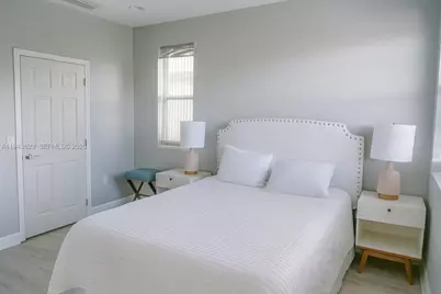 1139 NE 3rd Ave, Fort Lauderdale, FL 33304 - Photo 24