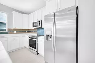 964 Banyan Dr, Hollywood, FL 33021 - Photo 16