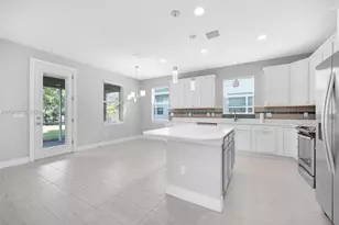 964 Banyan Dr, Hollywood, FL 33021 - Photo 8