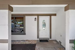 5500 SW 118th Ave, Cooper City, FL 33330 - Photo 2