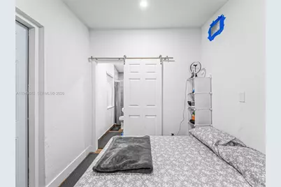 11415 SW 56th St, Miami, FL 33165 - Photo 4