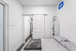 11415 SW 56th St, Miami, FL 33165 - Photo 4