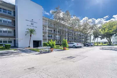 251 SW 132nd Way #117H, Pembroke Pines, FL 33027 - Photo 2