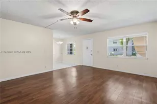 251 SW 132nd Way, Pembroke Pines, FL 33027 - Photo 10