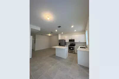 28471 SW 132nd Ct #0, Homestead, FL 33033 - Photo 6