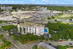 7801 NE 4th Ct, Miami, FL 33138 - Photo 28