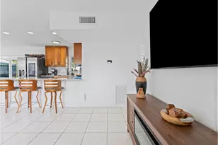 11401 SW 56th St, Miami, FL 33165 - Photo 2
