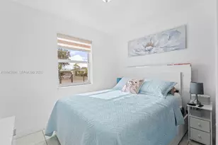 11401 SW 56th St, Miami, FL 33165 - Photo 14