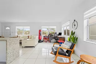 11401 SW 56th St, Miami, FL 33165 - Photo 6