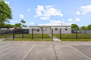 11401 SW 56th St, Miami, FL 33165 - Photo 34