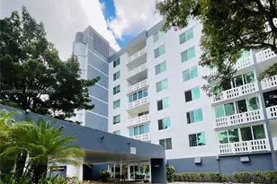 919 Hillcrest Dr, Hollywood, FL 33021 - Photo 2