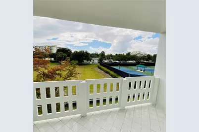 919 Hillcrest Dr #304, Hollywood, FL 33021 - Photo 10