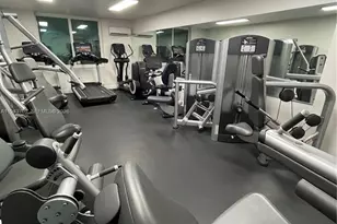 919 Hillcrest Dr, Hollywood, FL 33021 - Photo 38