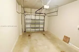 3939 SE Mentmore Ln, Stuart, FL 34997 - Photo 10