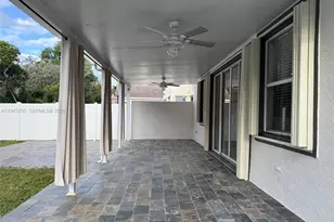 1474 NW 153rd Ln, Pembroke Pines, FL 33028 - Photo 54