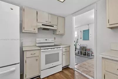 1400 NW 69th Ave, Margate, FL 33063 - Photo 8