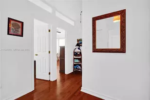1022 Euclid Ave, Miami Beach, FL 33139 - Photo 4