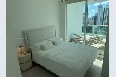 41 SE 5th St #2010, Miami, FL 33131 - Photo 2