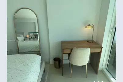 41 SE 5th St #2010, Miami, FL 33131 - Photo 12