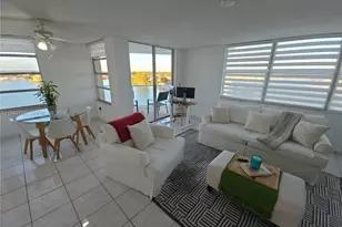 1351 NE Miami Gardens Dr, Miami, FL 33179 - Photo 2