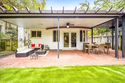 321 SW 19th Rd, Miami, FL 33129 - Photo 2