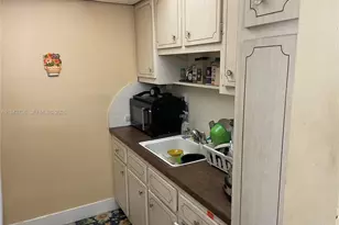 101 NW 204th St, Miami Gardens, FL 33169 - Photo 6