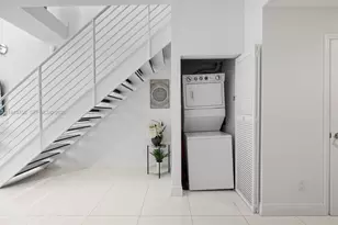 60 SW 13th St, Miami, FL 33130 - Photo 14